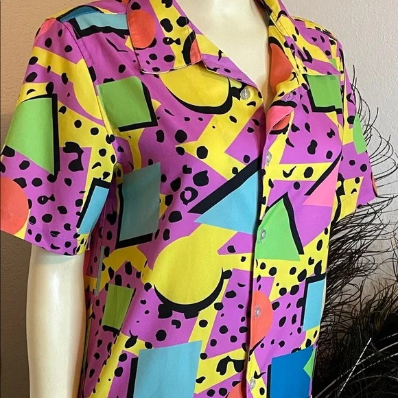 90’s print button down Colorful Geometric Print Shirt - Picture 2 of 4